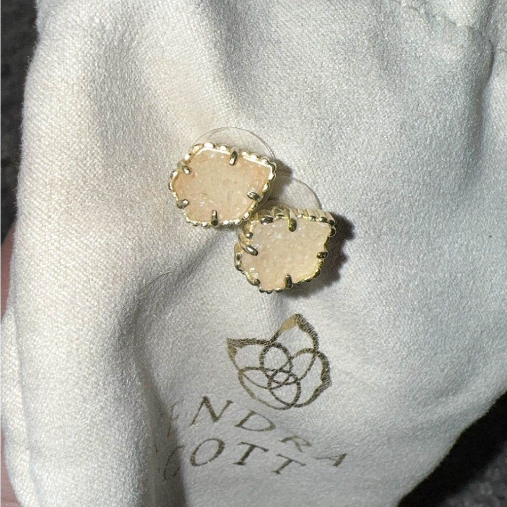 Kendra Scott Gold and Cream Stud Earrings
